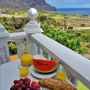 https://casa-del-abuelo-buenavista-del-norte.in-canary-islands.com