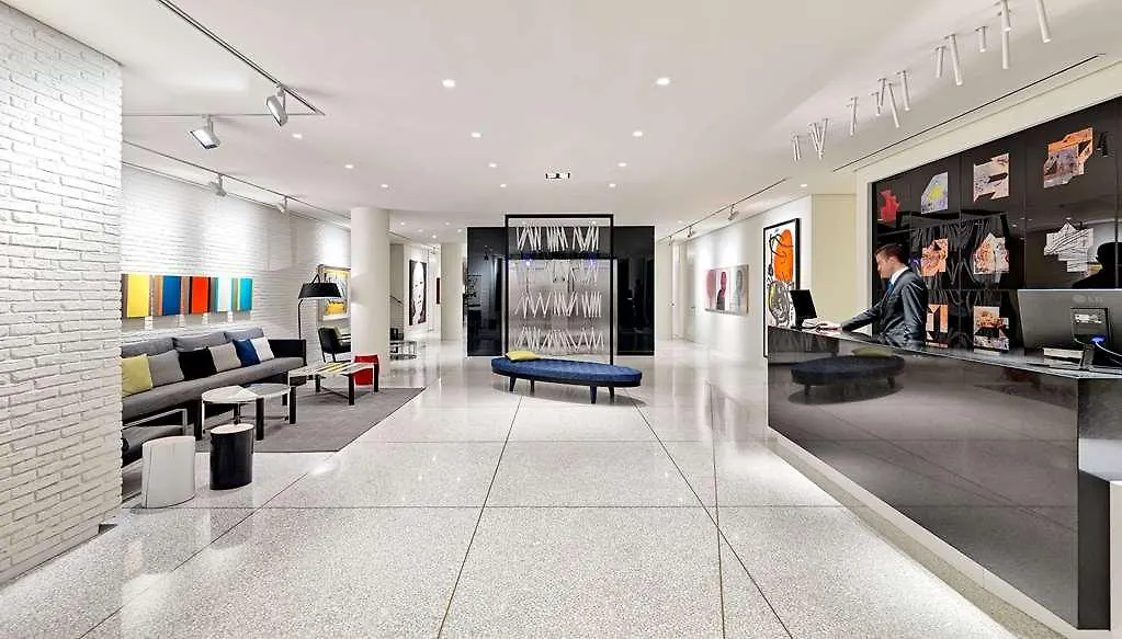 **** Hotel H10 Art Gallery 4* Sup Barcelona Hiszpania