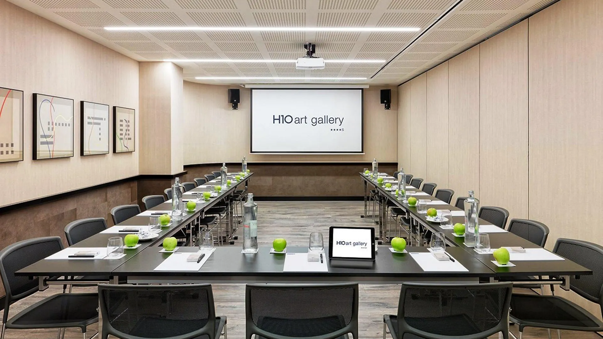 **** Szálloda H10 Art Gallery 4* Sup Barcelona Spanyolország